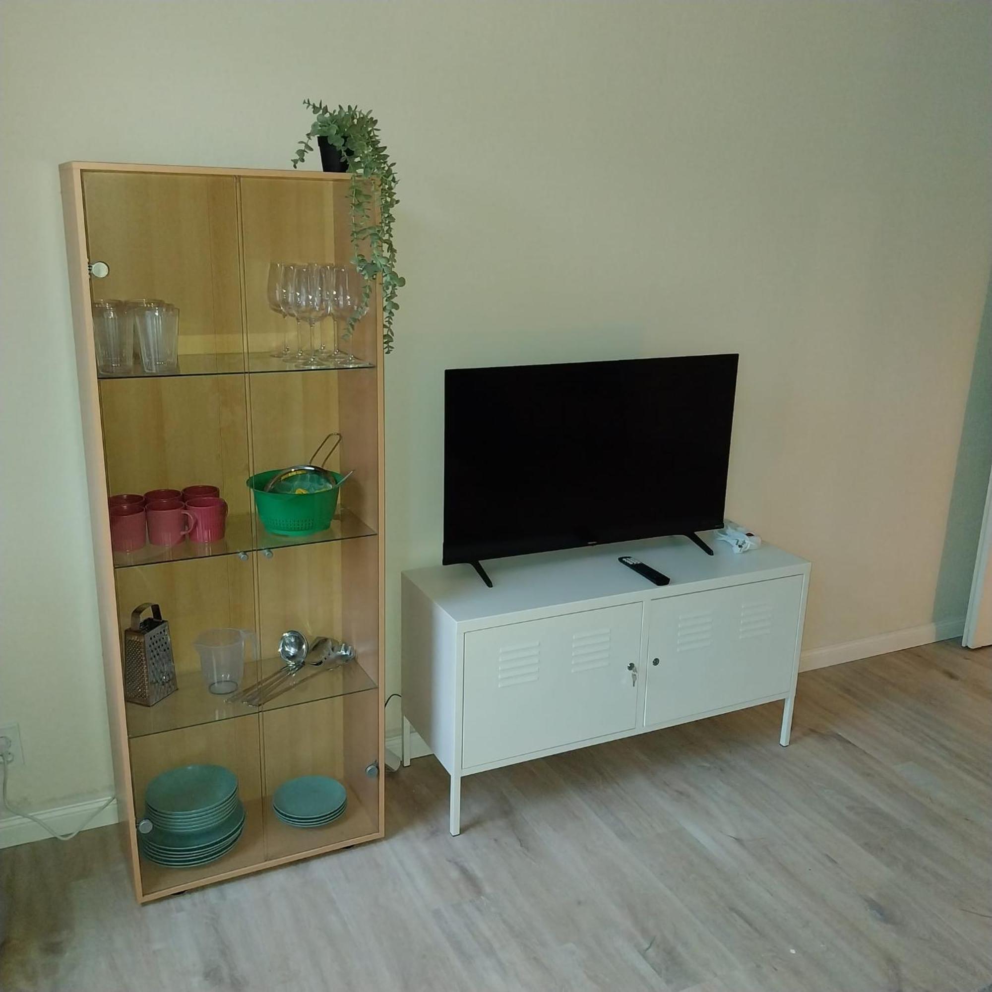 Grossraum-Apartments Mit 2Sz, Wz, Kueche, Smart-Tv, Parken, Etc Erfurt Quarto foto